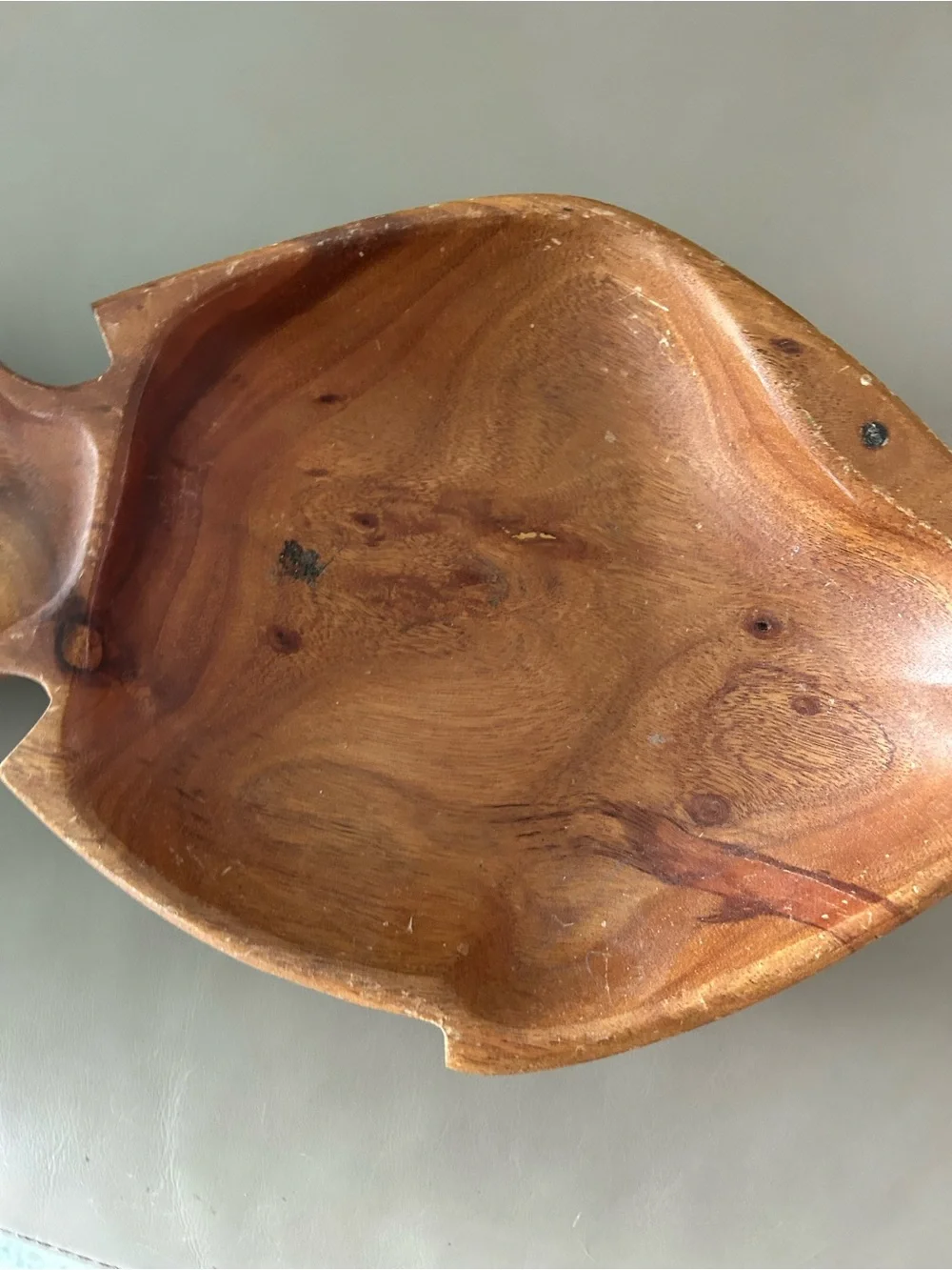 Kamari Woods Hand-Carved Monkey Pod Wood Fish Bowl - Brown